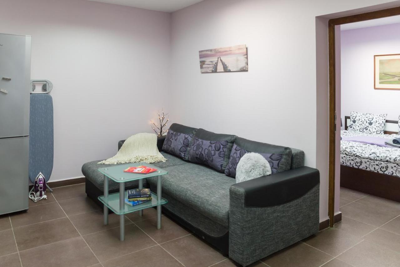 וארנה Central House מראה חיצוני תמונה