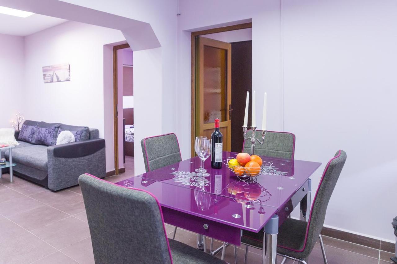 וארנה Central House מראה חיצוני תמונה