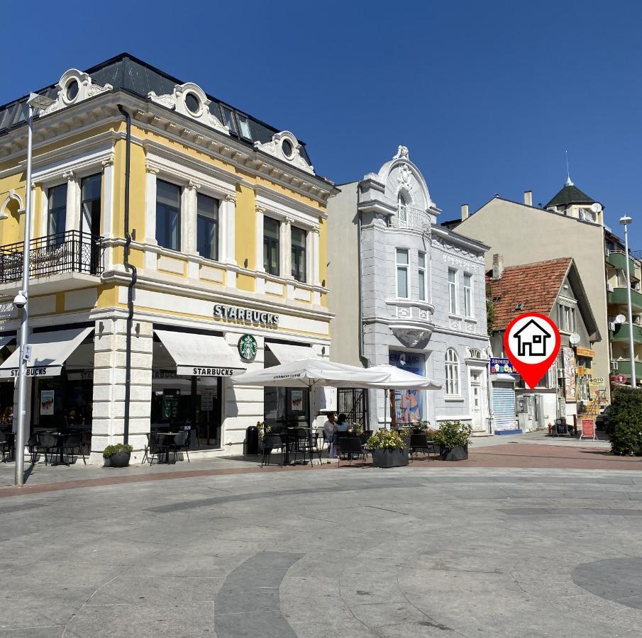 וארנה Central House מראה חיצוני תמונה